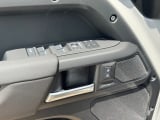 2026 Land Rover Defender - Preview 12