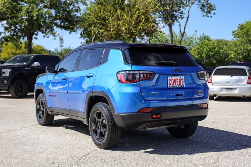 2023 Jeep Compass - Image 3