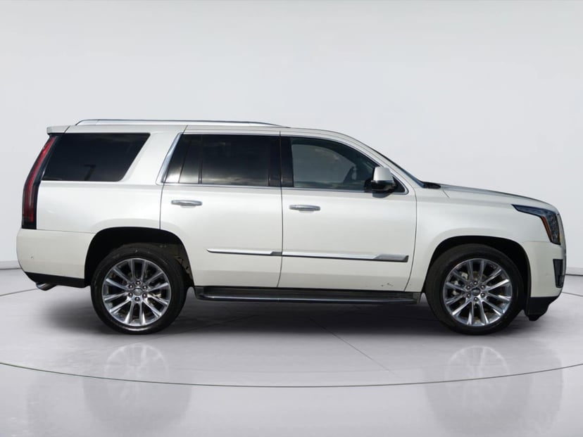 2017 Cadillac Escalade - Image 2