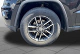 2017 Jeep Grand Cherokee - Preview 10