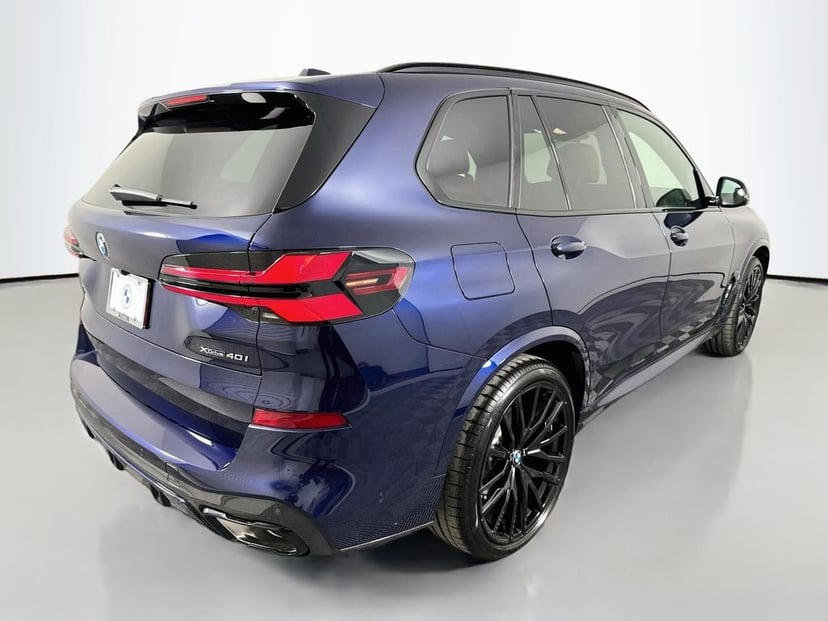 2026 BMW X5 - Image 3