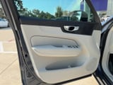 2020 Volvo XC60 - Preview 10