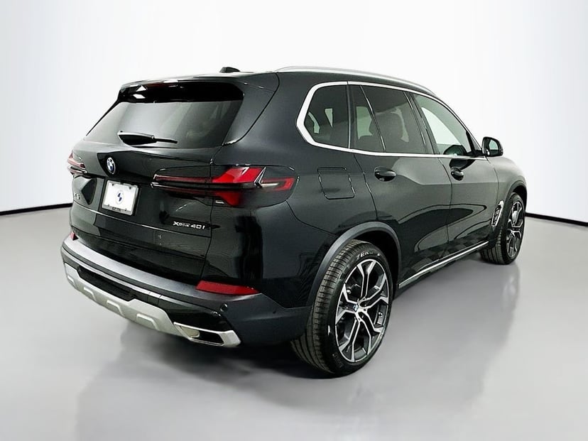 2026 BMW X5 - Image 3
