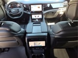 2026 Jeep Grand Wagoneer - Preview 12