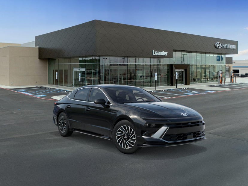 2026 Hyundai Sonata - Image 2