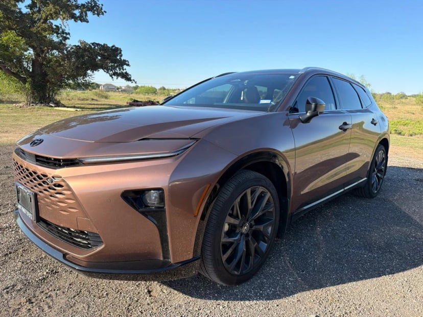 2026 Toyota Crown Signia - Image 1