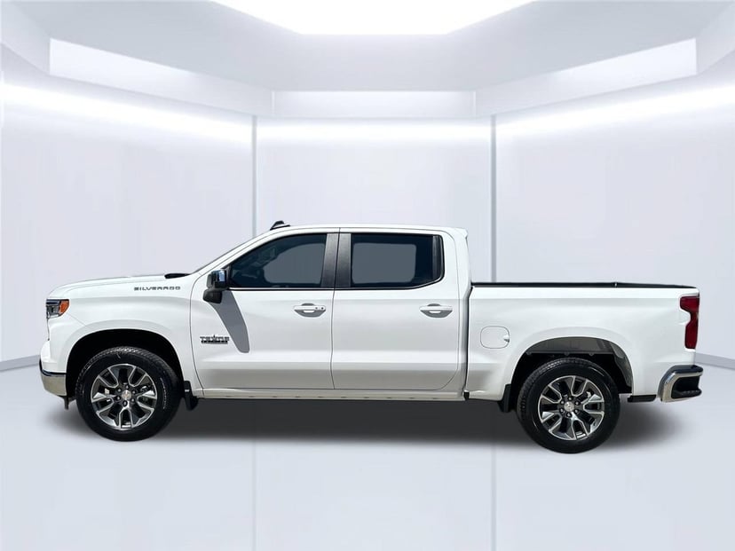 2026 Chevrolet Silverado 1500 - Image 2
