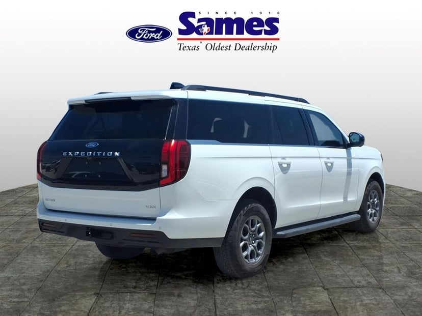 2025 Ford Expedition MAX - Image 3