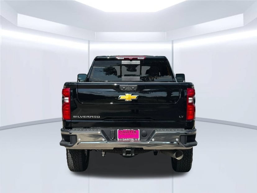 2026 Chevrolet Silverado 2500 HD - Image 3