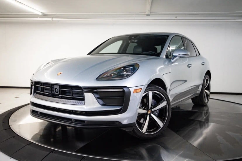 2023 Porsche Macan - Image 1