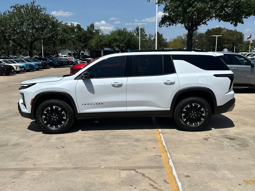 2026 Chevrolet Traverse - Image 1
