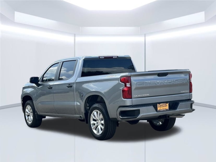 2026 Chevrolet Silverado 1500 - Image 1