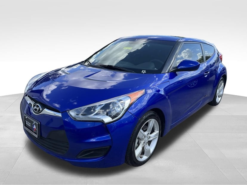 2013 Hyundai Veloster - Image 2