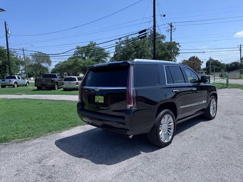 2016 Cadillac Escalade - Image 3
