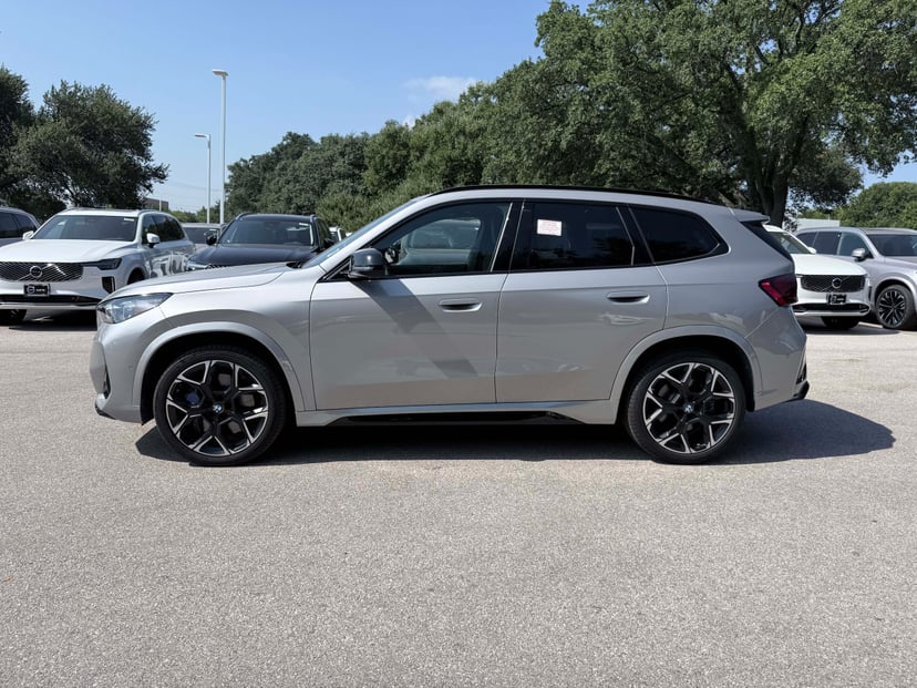 2026 BMW X1 - Image 2