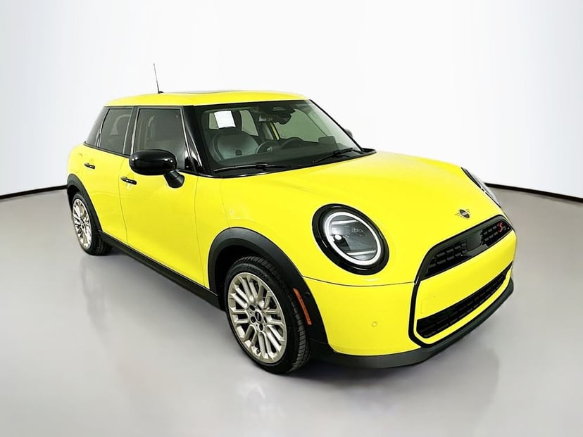 2025 MINI Cooper S Signature Plus 4D Hatchback Yellow - Image 2