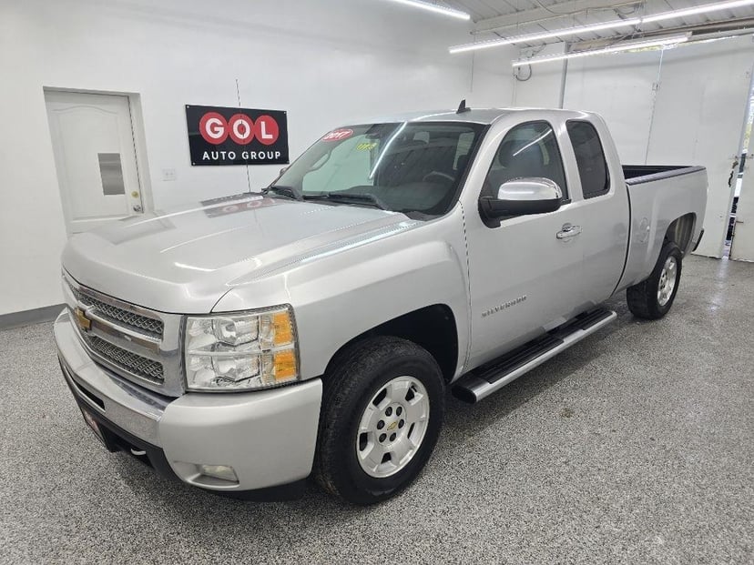 2011 Chevrolet Silverado 1500 - Image 1