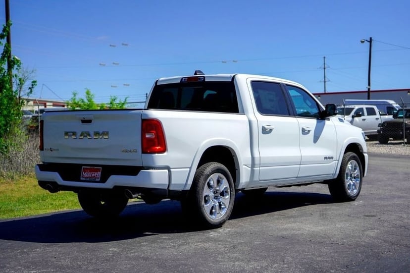2026 Ram 1500 - Image 3