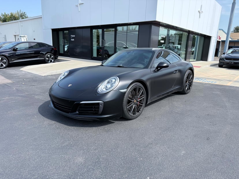 2017 Porsche 911 - Image 1