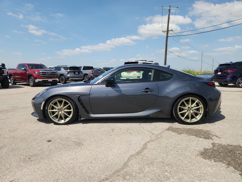 2024 Toyota GR86 - Image 2