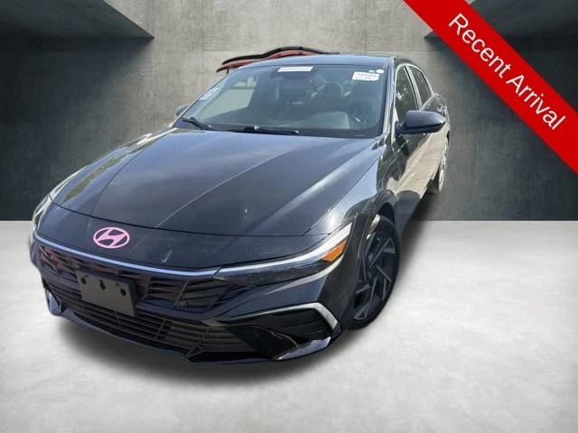 2025 Hyundai Elantra - Image 1