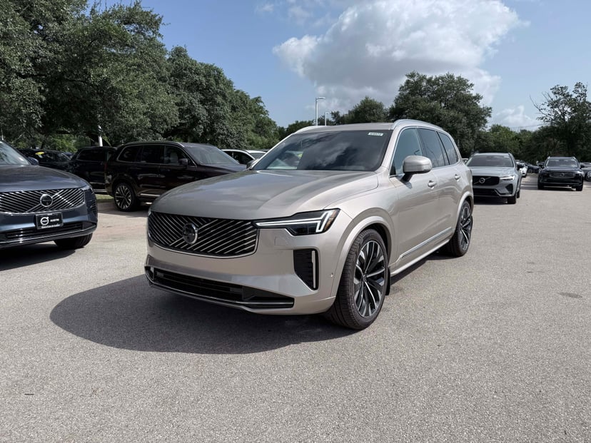 2026 Volvo XC90 - Image 1