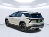 2027 Chevrolet Traverse - Preview 3