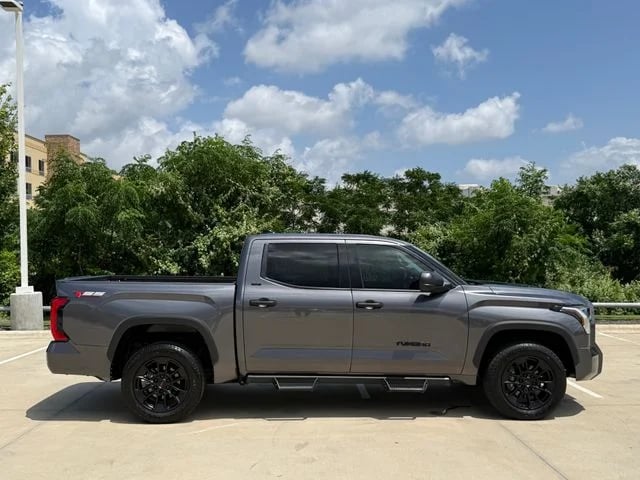 2023 Toyota Tundra - Image 3
