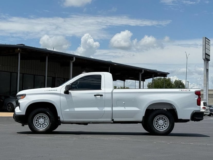 2025 Chevrolet Silverado 1500 - Image 2