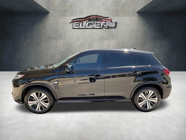 2025 Mitsubishi Outlander Sport - Image 2