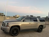 2017 Chevrolet Suburban - Preview 3