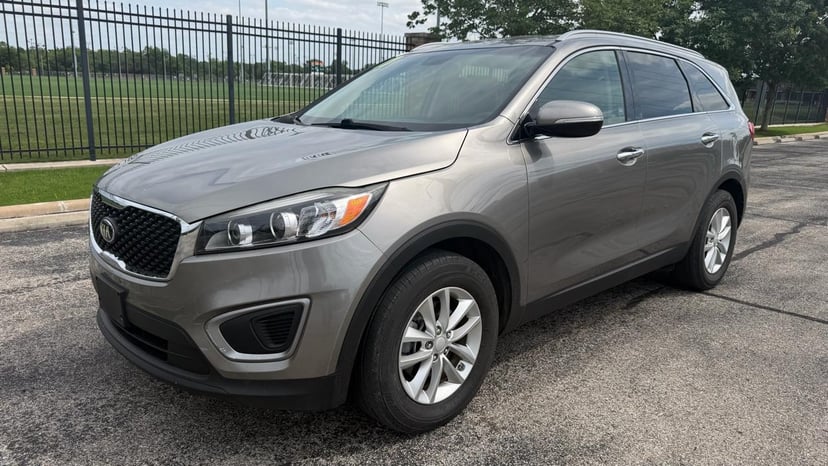 2017 Kia Sorento - Image 1