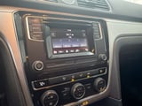 2017 Volkswagen Passat - Preview 15