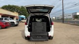 2024 Chrysler Pacifica - Preview 3