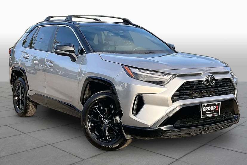 2025 Toyota RAV4 - Image 1