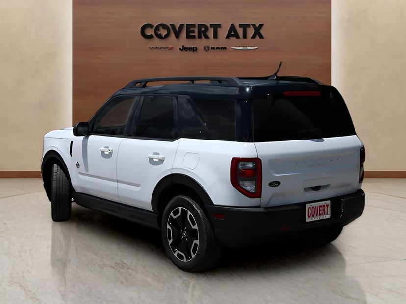 2023 Ford Bronco Sport - Image 2