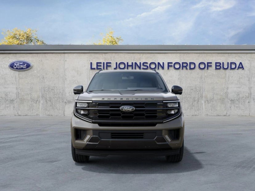 2027 Ford Expedition MAX - Image 3