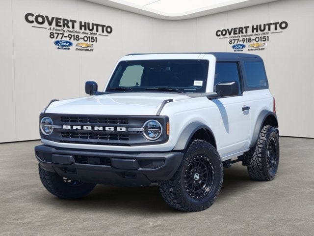 2025 Ford Bronco - Image 1