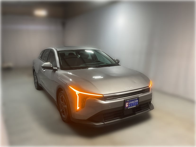 2025 Kia K4 - Image 1