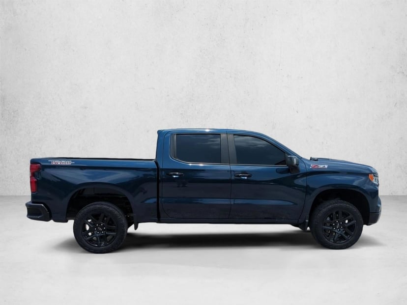2023 Chevrolet Silverado 1500 - Image 2