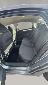2014 Volkswagen Passat - Preview 11