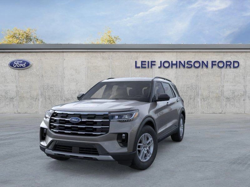 2026 Ford Explorer - Image 3
