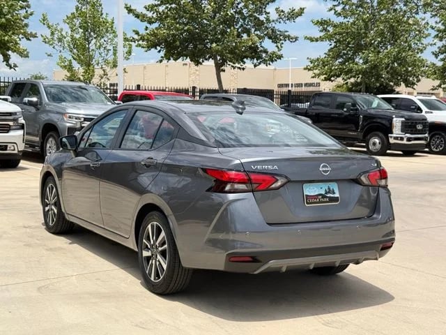 2024 Nissan Versa - Image 2