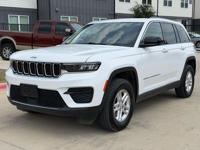 2023 Jeep Grand Cherokee - Image 1
