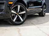 2026 Porsche Macan - Preview 12