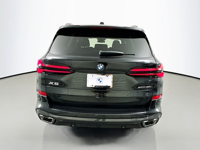 2026 BMW X5 - Image 3