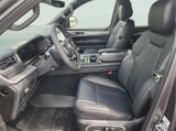 2026 Jeep Grand Wagoneer - Preview 10