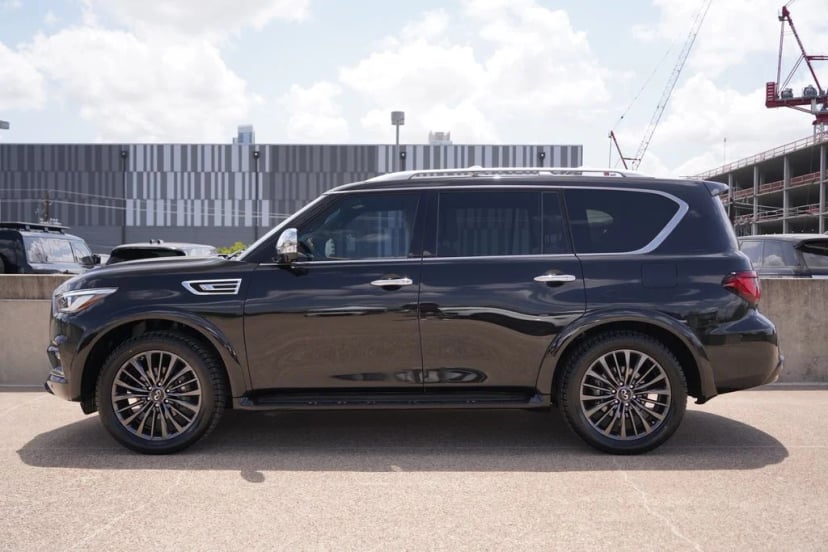 2024 INFINITI QX80 - Image 3