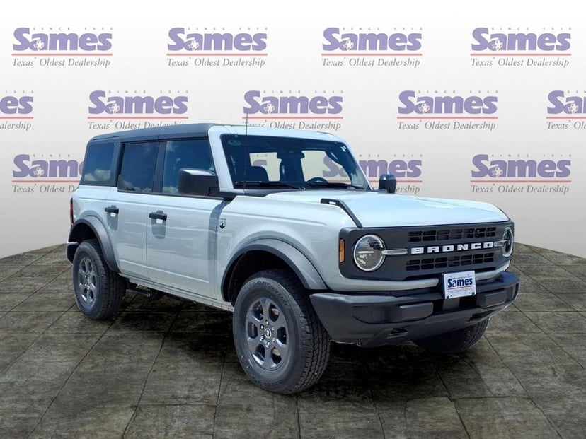 2026 Ford Bronco - Image 1