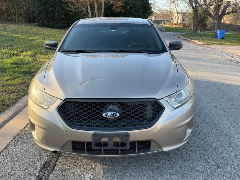 2015 Ford Taurus - Image 3